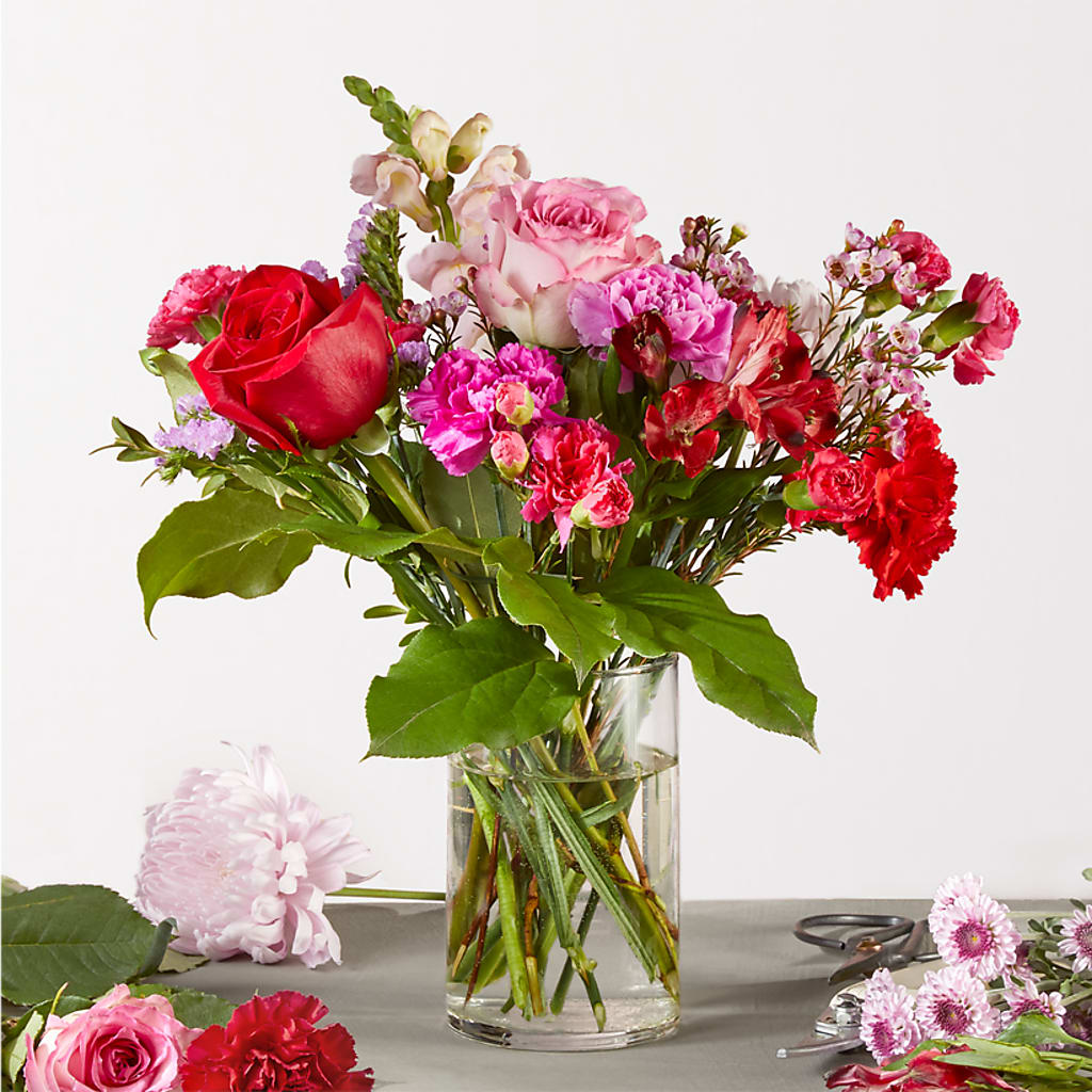 Regal Jewel – A Florist Original – LOU GENTILE'S FLOWERS BASKET, Fresno CA