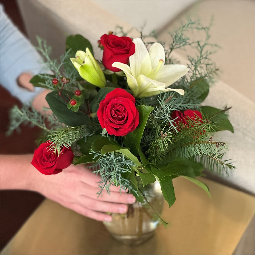 Glittering Lights Bouquet – LOU GENTILE'S FLOWERS BASKET, Fresno CA