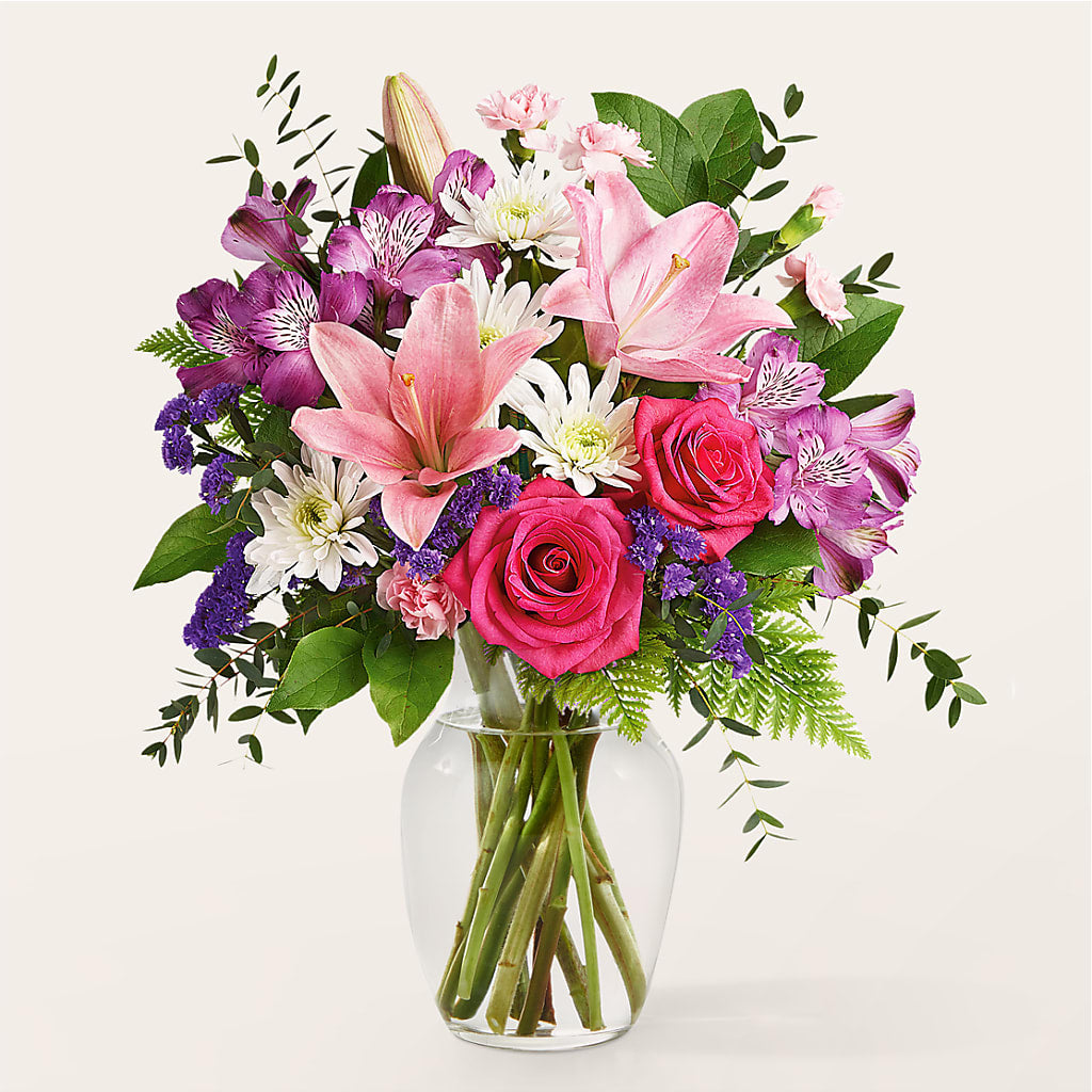 Lace & Pearls Bouquet – LOU GENTILE'S FLOWERS BASKET, Fresno CA