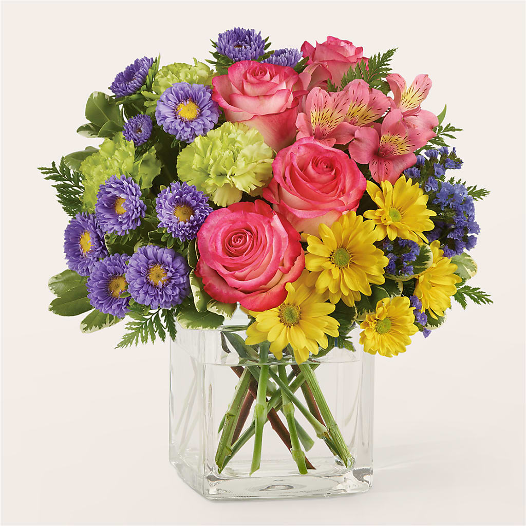 Candy Jar Bouquet – LOU GENTILE'S FLOWERS BASKET, Fresno CA