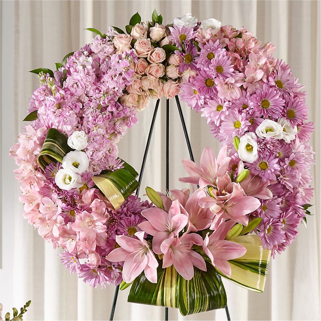 Gift of Warmth Wreath – LOU GENTILE'S FLOWERS BASKET, Fresno CA