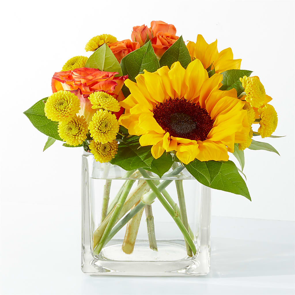 Picnic in the Park Bouquet – LOU GENTILE'S FLOWERS BASKET, Fresno CA