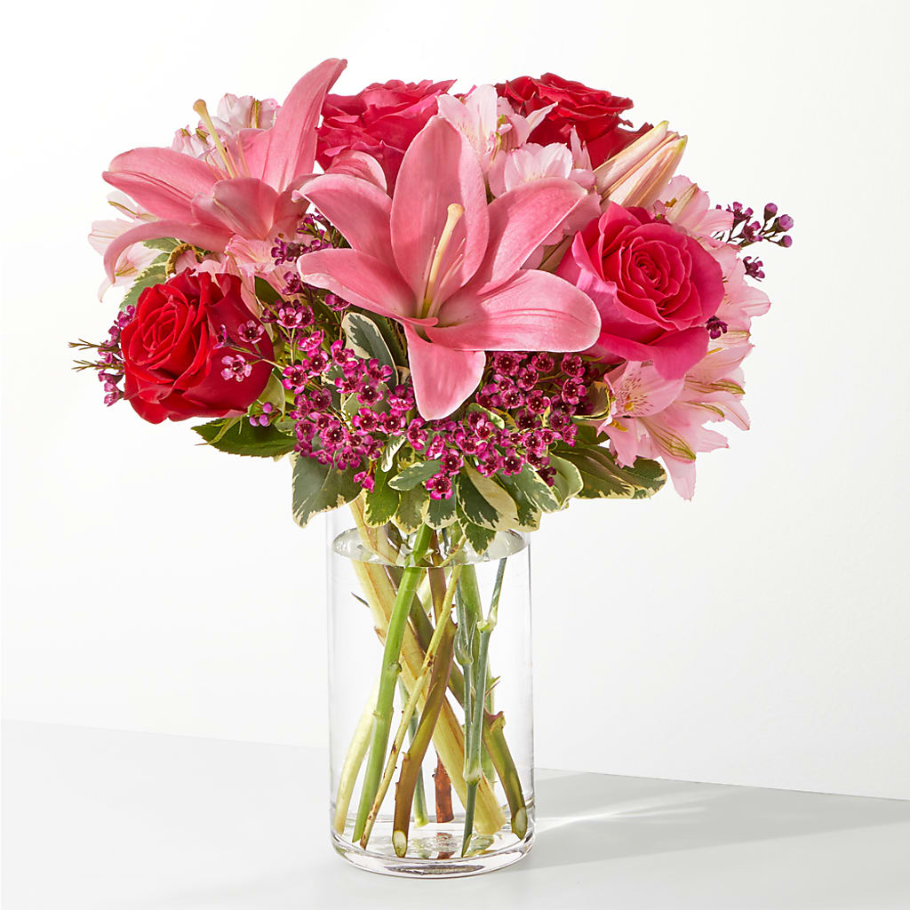 Lucky in Love Bouquet – LOU GENTILE'S FLOWERS BASKET, Fresno CA