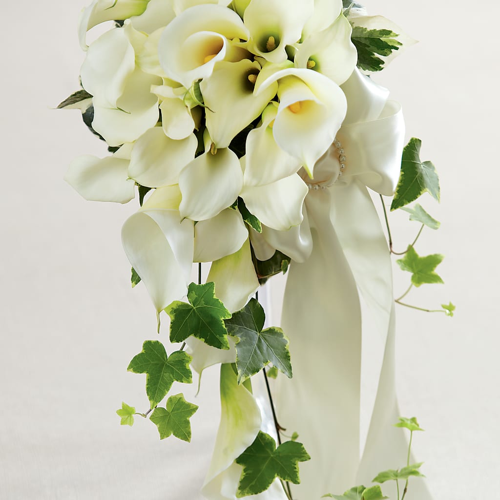 White Chapel Bouquet – LOU GENTILE'S FLOWERS BASKET, Fresno CA