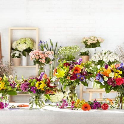 Bold & Bright – A Florist Original – LOU GENTILE'S FLOWERS BASKET, Fresno CA