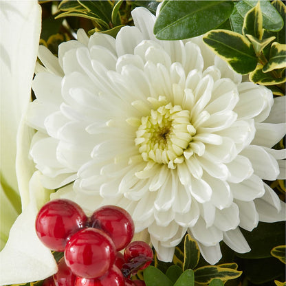Festive Moments Tree – LOU GENTILE'S FLOWERS BASKET, Fresno CA