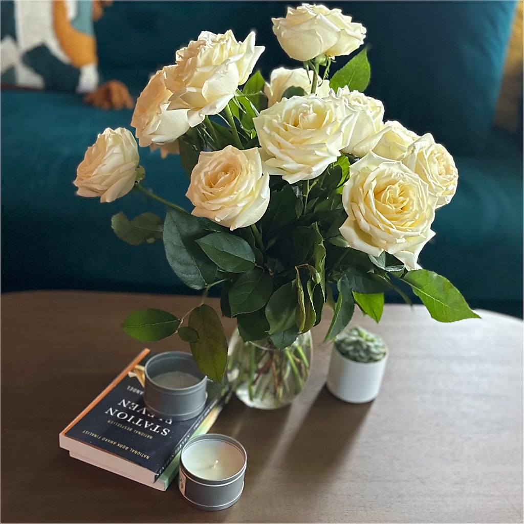 Long Stem Yellow Rose Bouquet – LOU GENTILE'S FLOWERS BASKET, Fresno CA