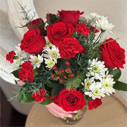 Seasonal Magic Bouquet – LOU GENTILE'S FLOWERS BASKET, Fresno CA