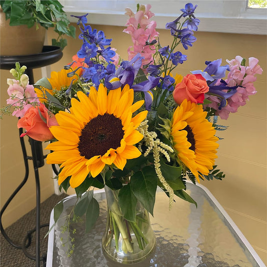 Rays of Life Bouquet – LOU GENTILE'S FLOWERS BASKET, Fresno CA