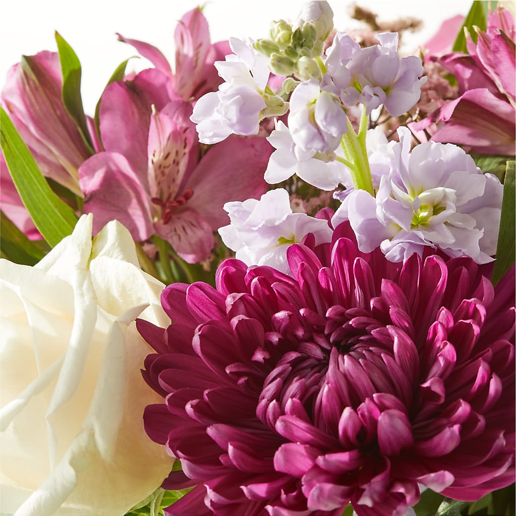Amethyst Dreams Bouquet – LOU GENTILE'S FLOWERS BASKET, Fresno CA