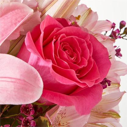 Lucky in Love Bouquet – LOU GENTILE'S FLOWERS BASKET, Fresno CA